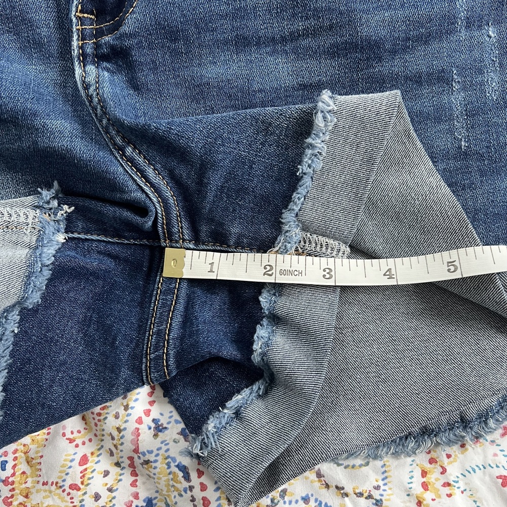 EUC Judy Blue denim cuffed shorts - Picture 6 of 6